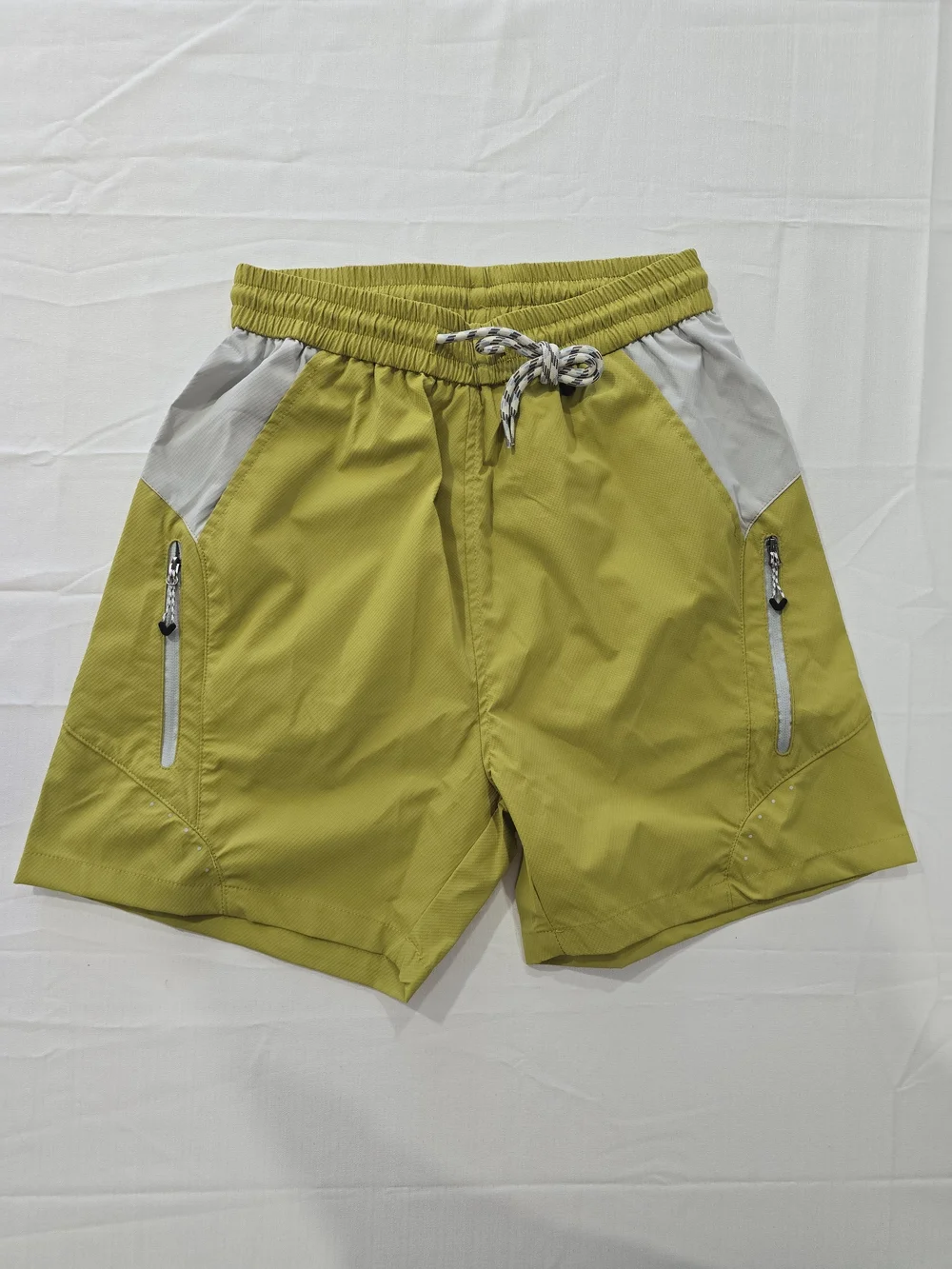 2 Men's Performance Elastic  Drawstring Waist Zipper Pockets Shorts Size Small